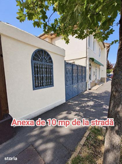 Apartament cu 3 camere decomandat, mobilat în Central