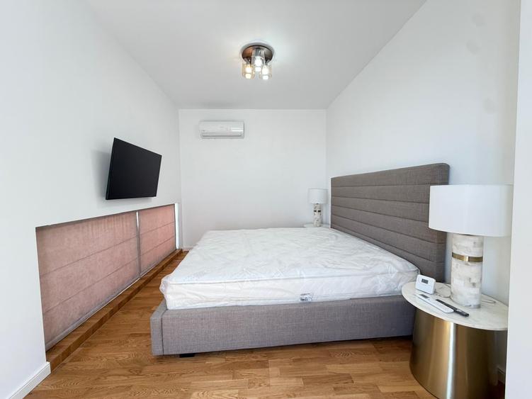 Casă cu 5 camere cu Canalizare în Sud-Vest