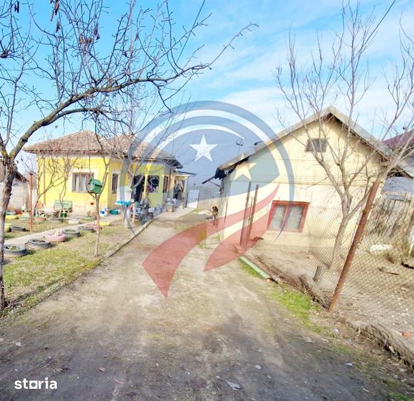 Casă cu 3 camere cu Teren 5473 Mp în Scăești
