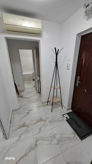 Apartament cu 2 camere decomandat în Independenței