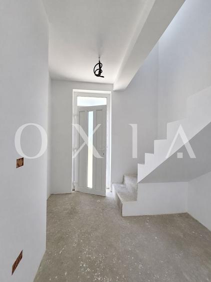 Duplex cu 3 camere cu Canalizare în Moșnița Nouă