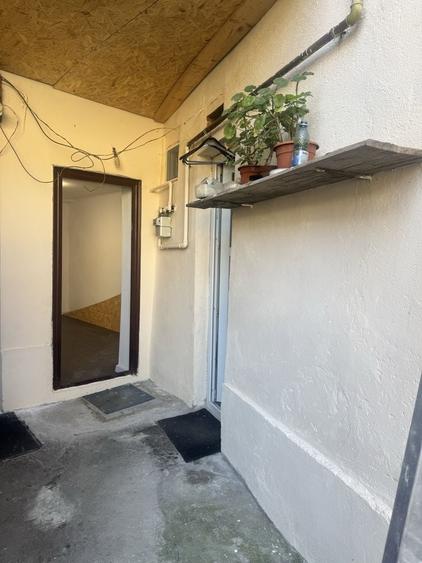 Casă cu 2 camere cu Teren 30 Mp în Unirii