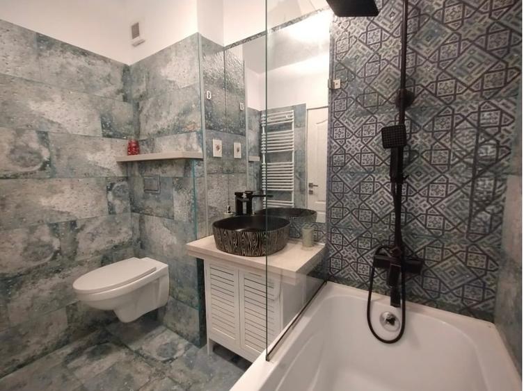 Vânzare garsonieră Exigent Plaza cu boxă zona Lujerului - 2