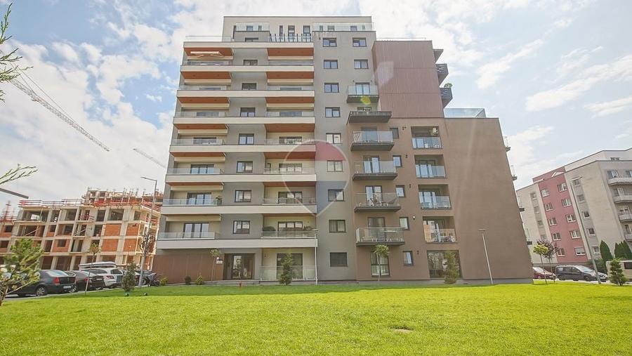 Apartament cu 2 camere decomandat în Avantgarden