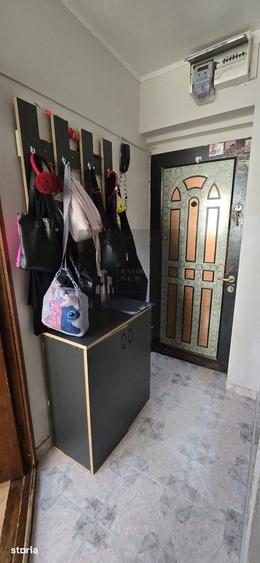 Apartament cu 2 camere decomandat în Giurgiului — fotografia 3