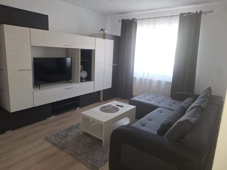 Apartament cu 2 camere decomandat în Ludoș