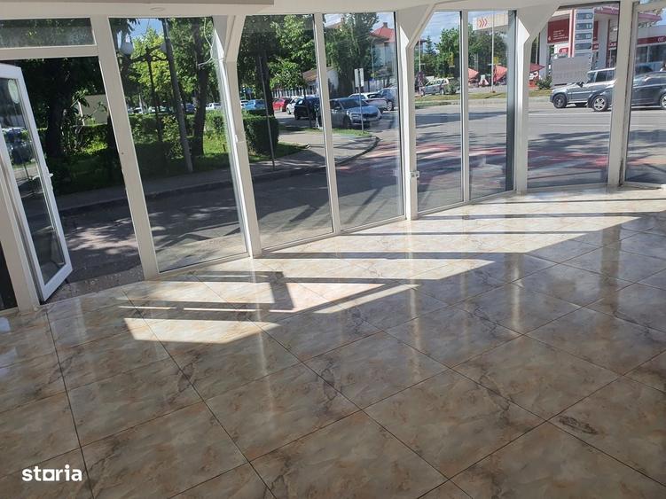 Spațiu comercial, de 46 mp, în Central