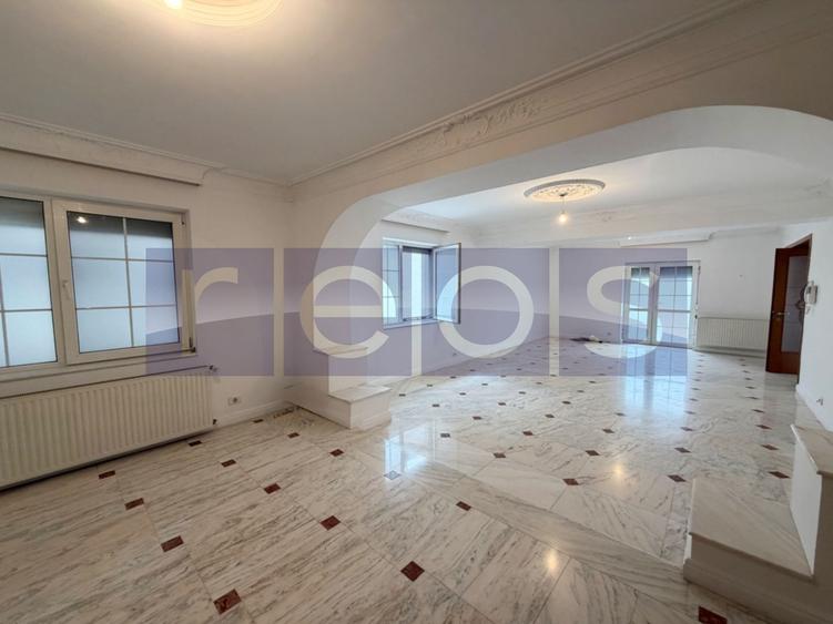 VANZARE VILA | 5 CAMERE | S+P+E+M | CURTE SUPERBA | ZONA COLENTINA - 3