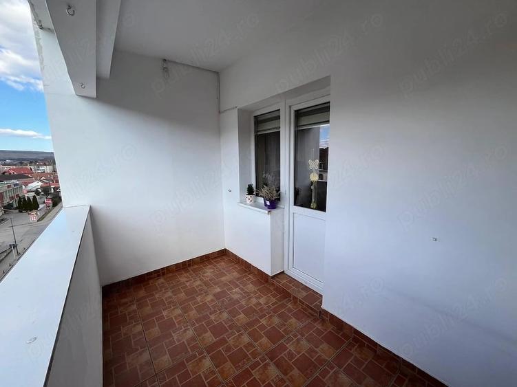 Apartament cu 3 camere decomandat în Ultracentral