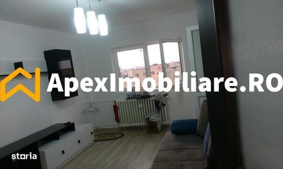 Garsonieră decomandată în Tineretului