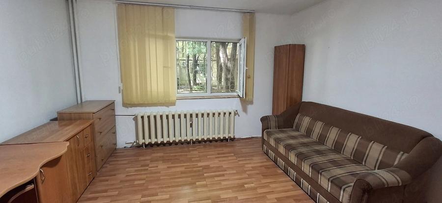 Garsonieră decomandată în Olteniței