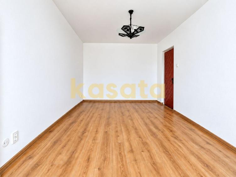 Apartament cu 3 camere decomandat în Iancului