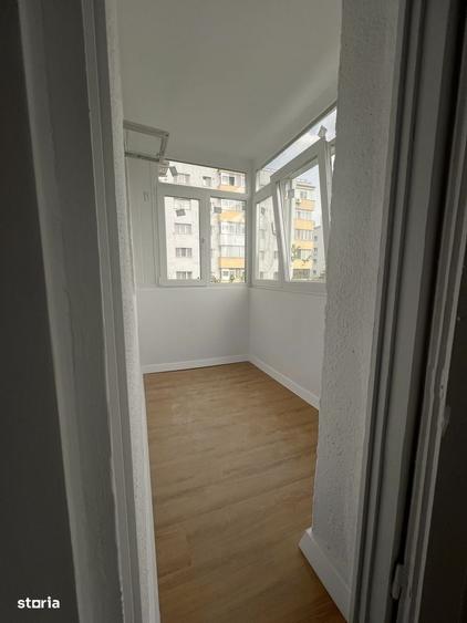 Apartament cu 3 camere decomandat în Dristor