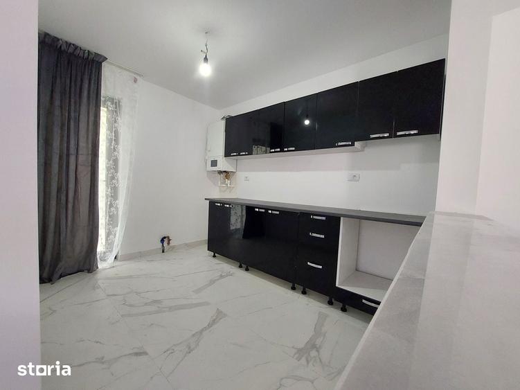 Casă cu 3 camere cu Teren 300 Mp în Central