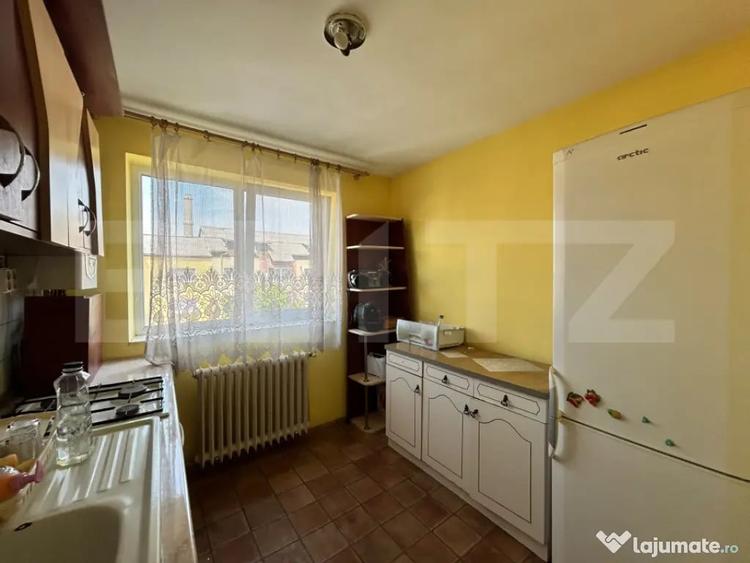 Apartament cu 2 camere semidecomandat în Decebal