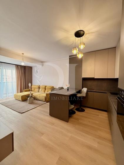 Apartament cu 2 camere semidecomandat, mobilat în Florești