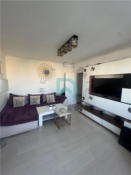Apartament cu 2 camere semidecomandat în Astra