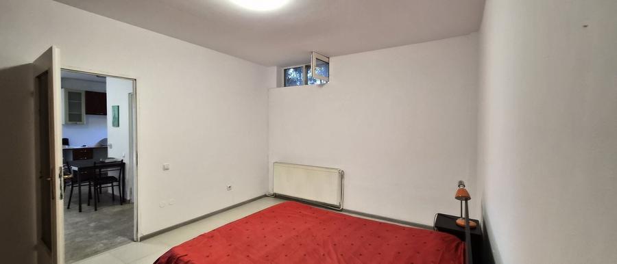 Apartament cu 2 camere decomandat în Gruia