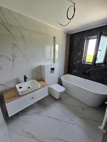Duplex cu 5 camere cu Canalizare în Corbeanca