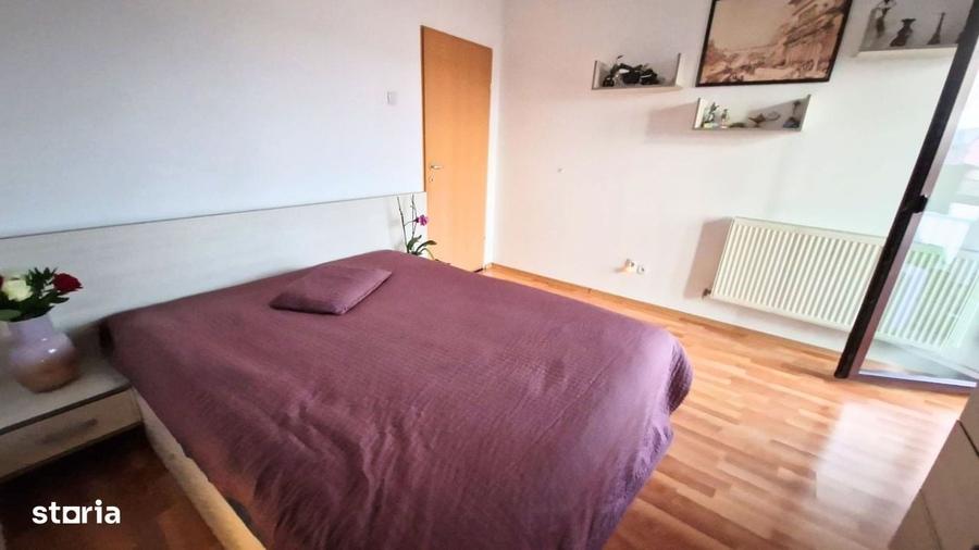 Apartament cu 3 camere în Trivale