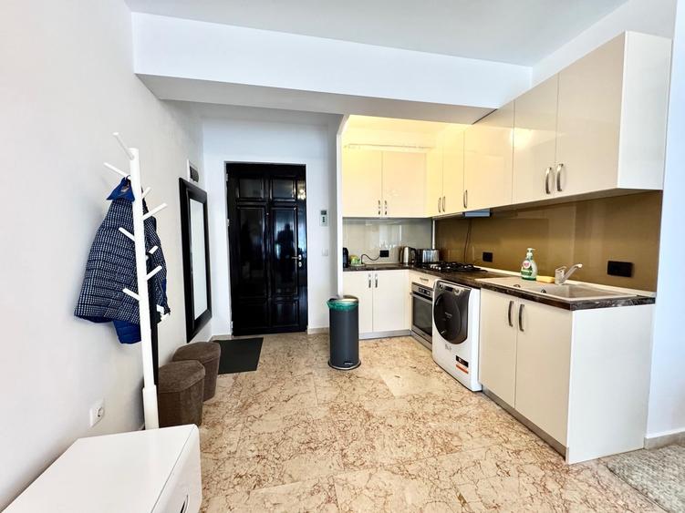 Apartament cu 3 camere decomandat în Copou