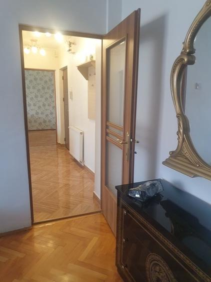 Apartament cu 2 camere decomandat în Lotrioara