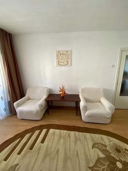 Apartament cu 2 camere decomandat în Dosu Bricii