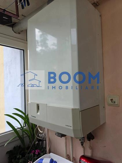 Apartament cu 3 camere decomandat în Căzănești (Râmnicu Vâlcea)