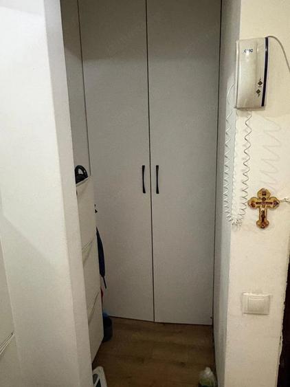 Vand apartament 2 camere Bucuresti - 2