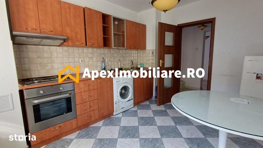 Apartament 4 camere de vanzare Unirii Parcare Privata / Garaj - 10