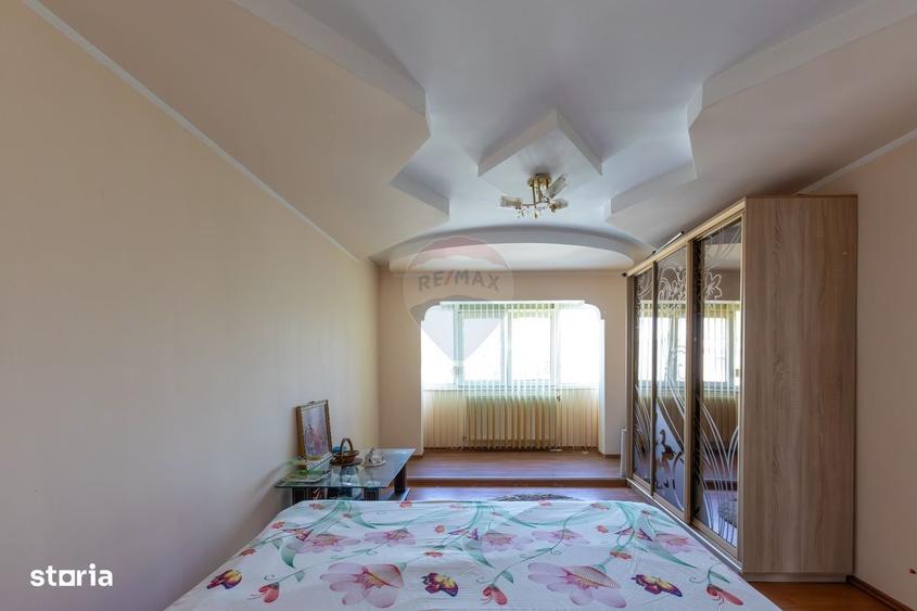 Apartament cu 4 camere în Nord