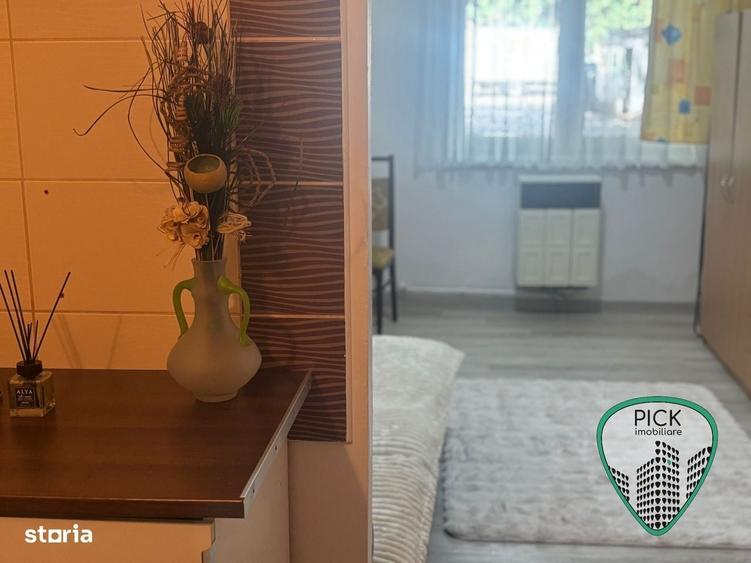 Garsonieră decomandată în 7 Noiembrie