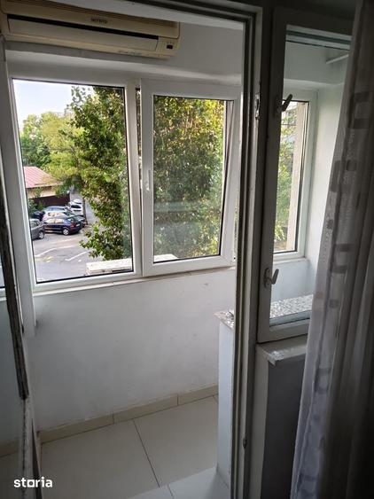 Garsonieră în Titan