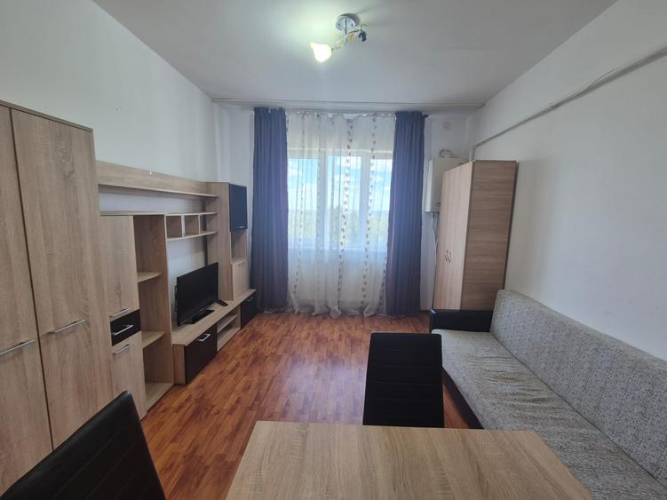 Apartament cu 2 camere semidecomandat în Exterior Nord