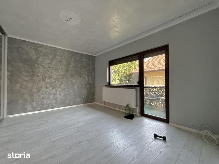 Casă cu 3 camere cu Teren 270 Mp în Lumina