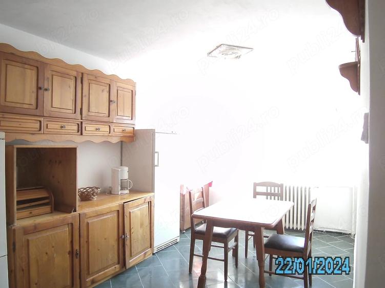 Apartament cu 3 camere decomandat în Militari