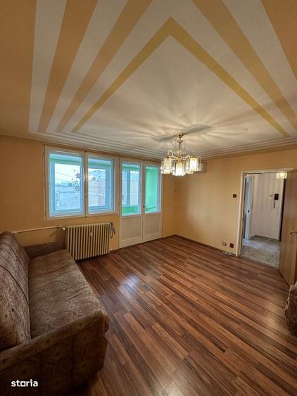 Apartament cu 3 camere în Militari