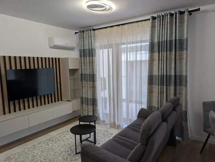 Apartament cu 2 camere decomandat, mobilat în Barbu Văcărescu