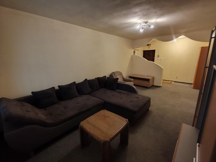 Apartament cu 3 camere în Terezian