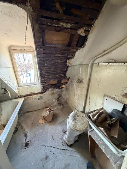 Garsonieră decomandată în Unirii