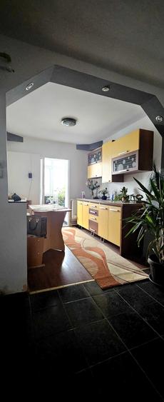 Apartament cu 2 camere decomandat în Sud
