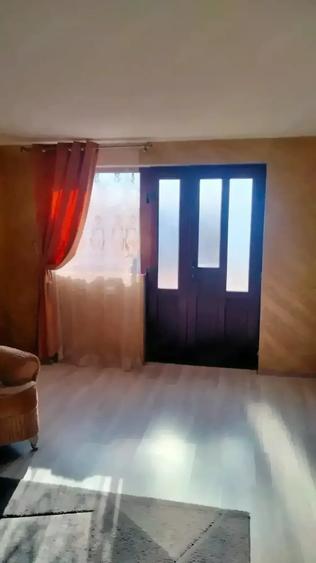 Casă cu Teren 1250 Mp în Central