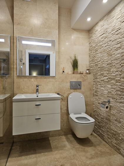 Apartament cu 2 camere decomandat în Sud