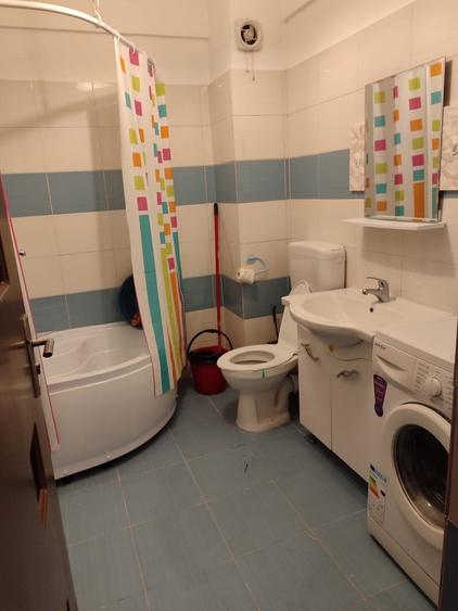 Garsonieră decomandată în Central