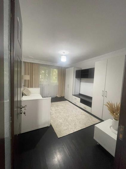 Apartament cu 2 camere decomandat în Lujerului