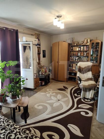 Apartament cu 3 camere semidecomandat, mobilat în Tătărași