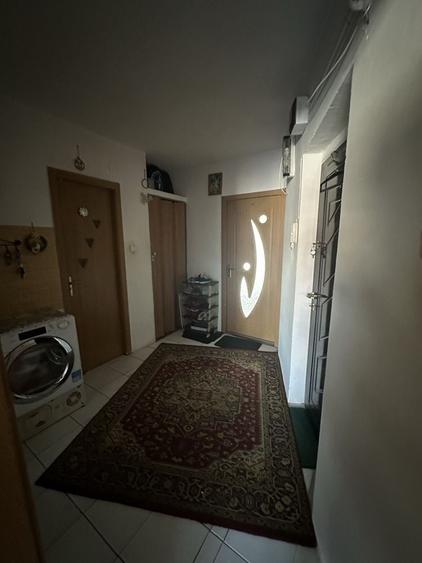 Apartament cu 3 camere decomandat în Ștrand