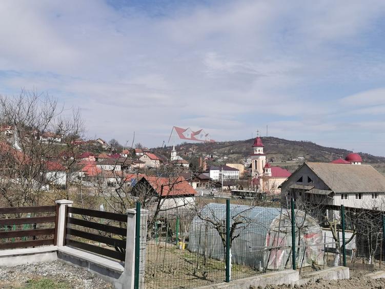 Teren Construcții intravilan de 1188 mp, în Nord-Vest