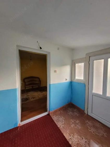 Casă cu Teren 1600 Mp în Ciulnița