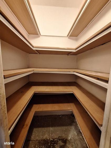 Apartament cu 3 camere în Brezoianu
